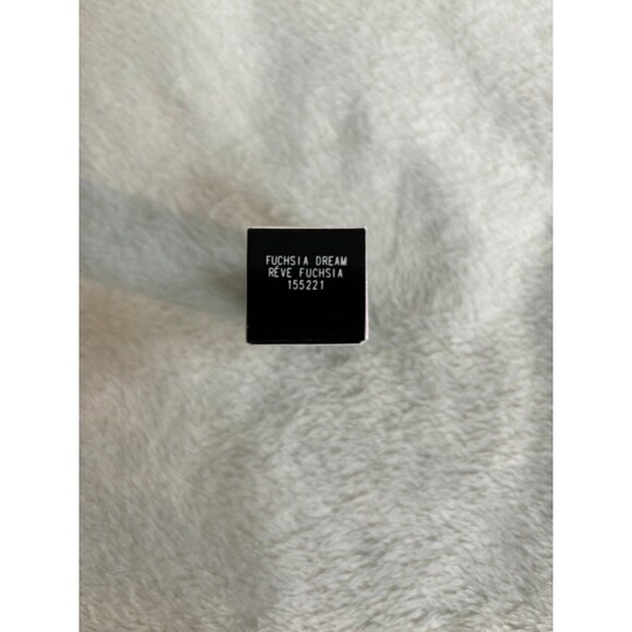 Mary Kay Super Hydrating Lipstick Fuschia Dream NEW in box - Picture 2 of 3